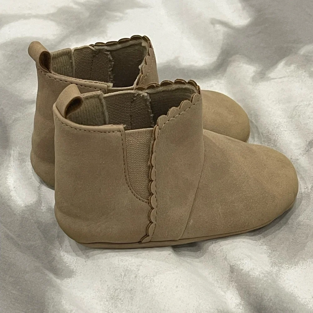 Carters‎ 9-12 Ankle Booties